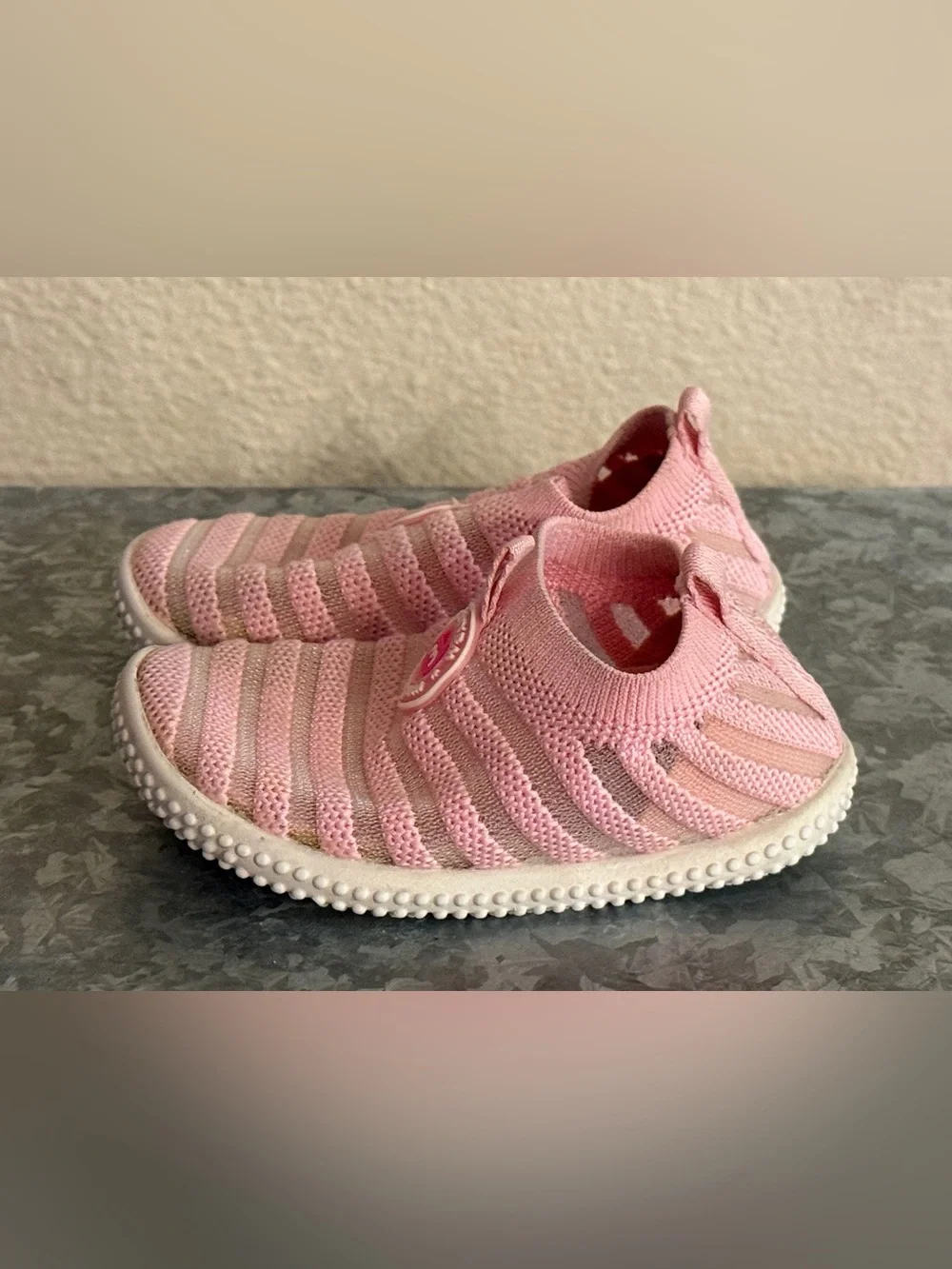 BM City Kids Pink Slip-On Mesh Sneakers, Size 4